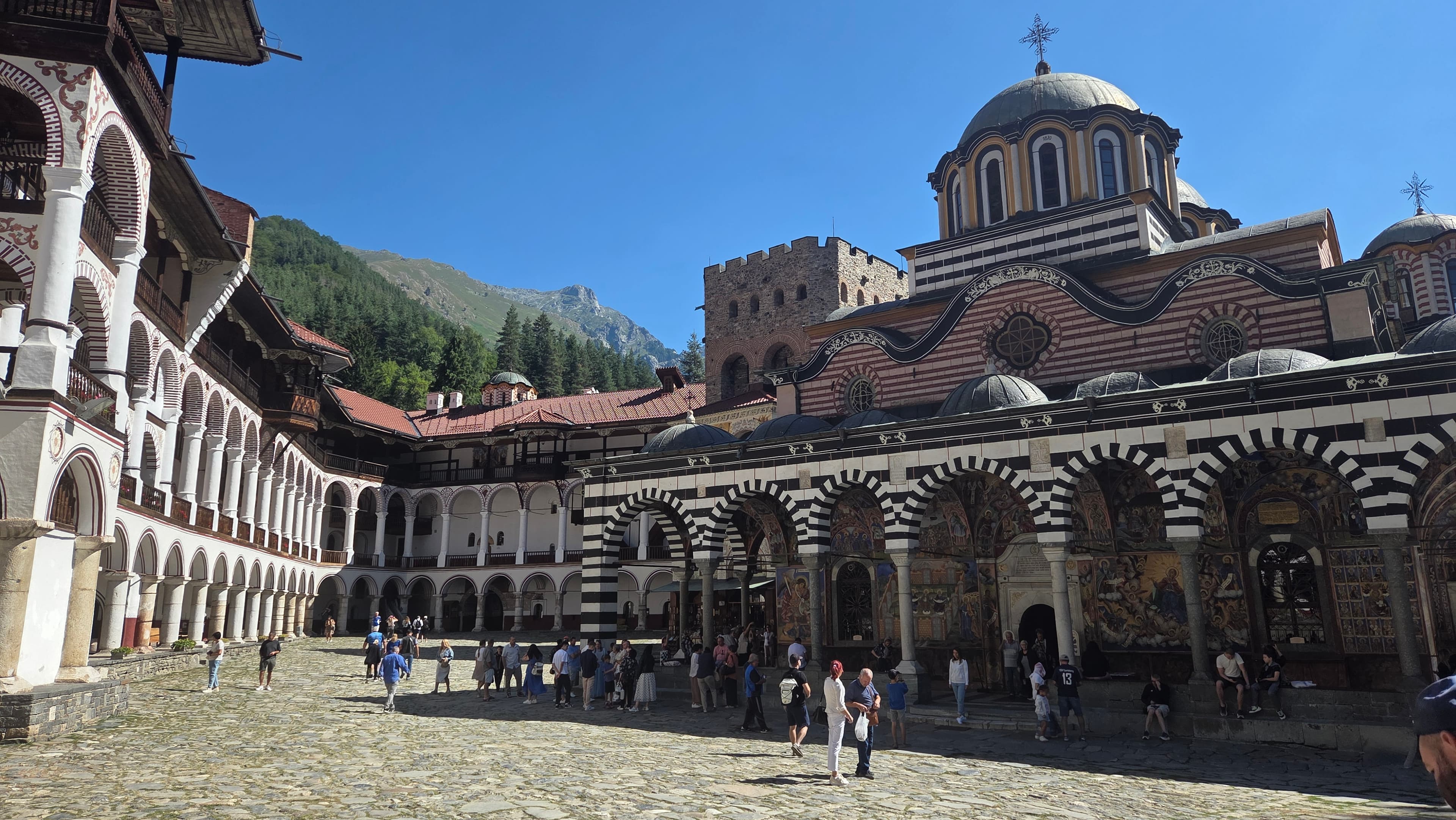 Discover the famous rila monastery, Photo 2